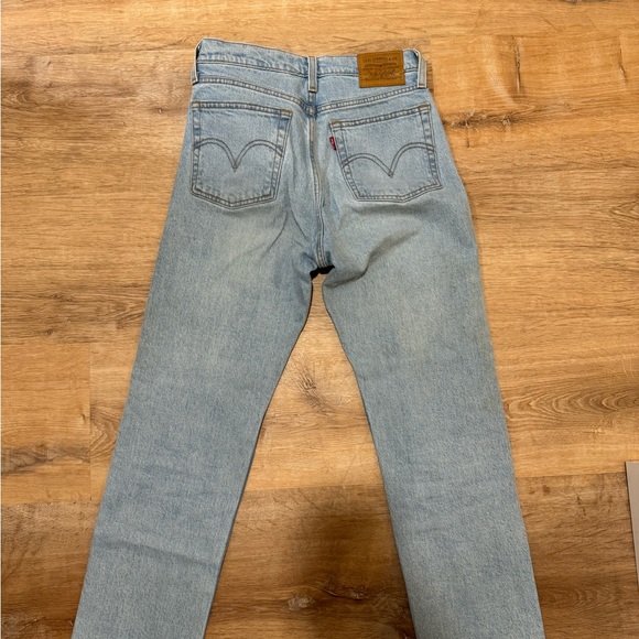 Levi’s wedgie straight size 25 - Picture 6 of 6